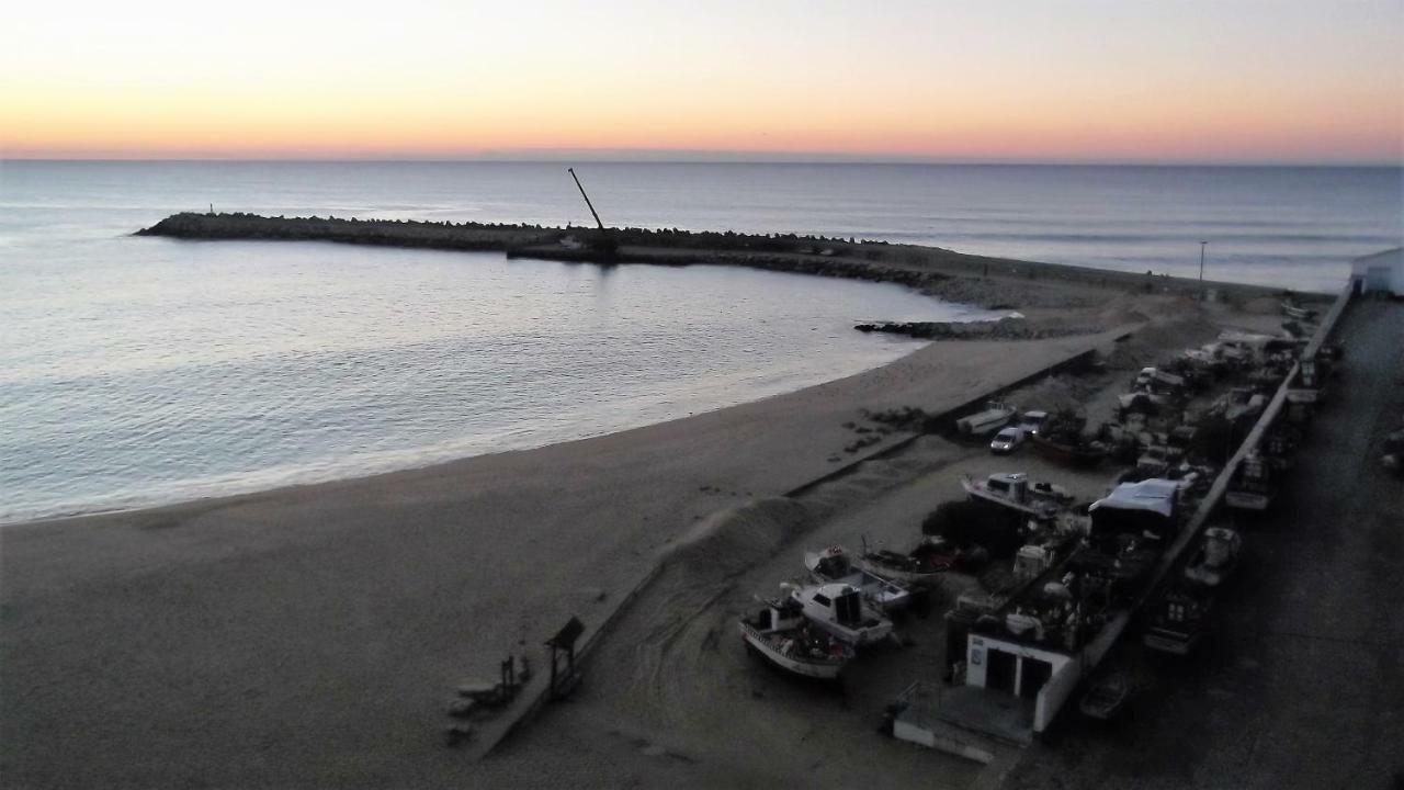 Cliff House Next To Beach Ерісейра Екстер'єр фото