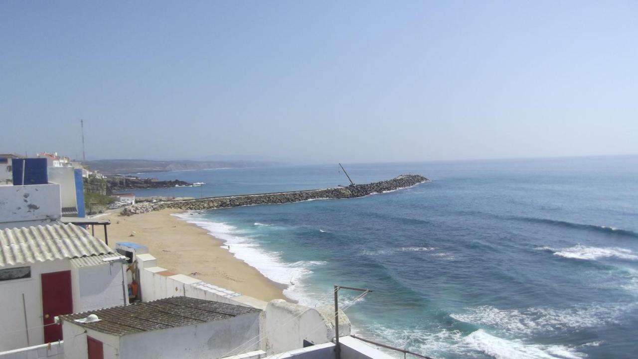 Cliff House Next To Beach Ерісейра Екстер'єр фото